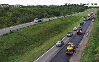 VIABAHIA realiza intervenções no pavimento da BR-324 