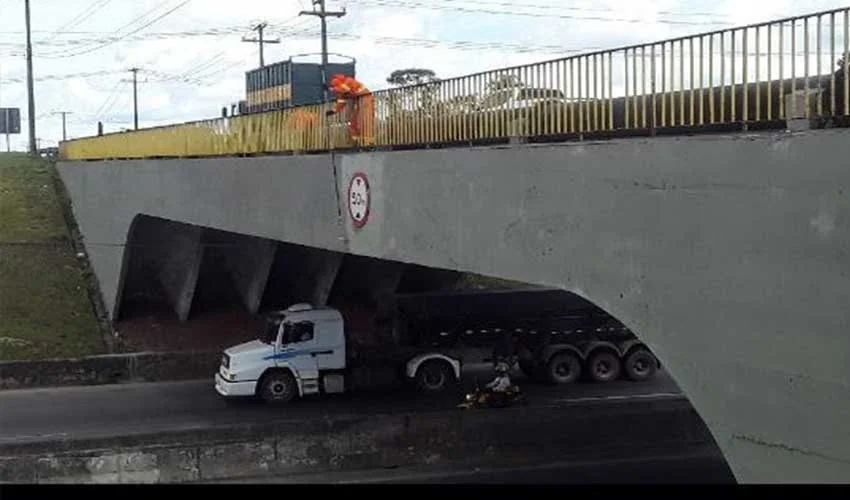 VIABAHIA prossegue com intervenções no viaduto do CIA/Aeroporto