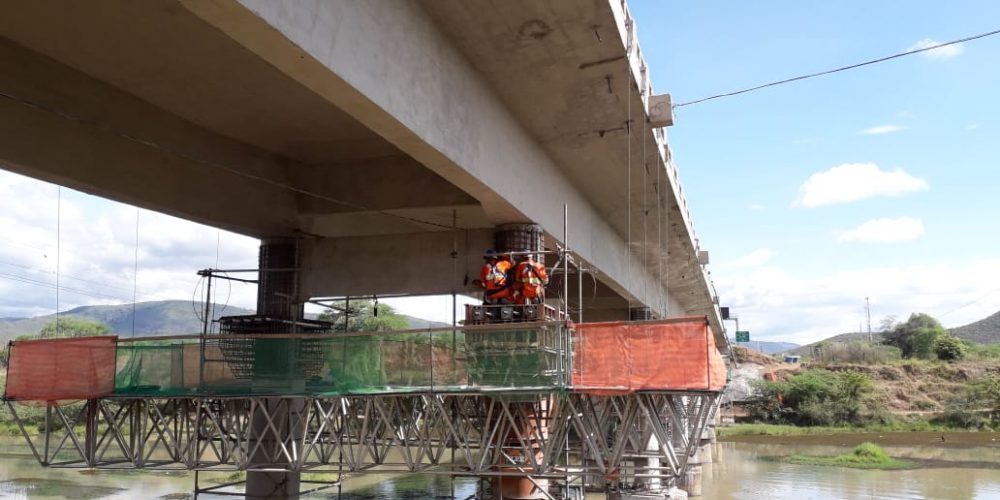 VIABAHIA implanta redutores de velocidade nas proximidades da ponte sobre o rio de Contas, em Jequié